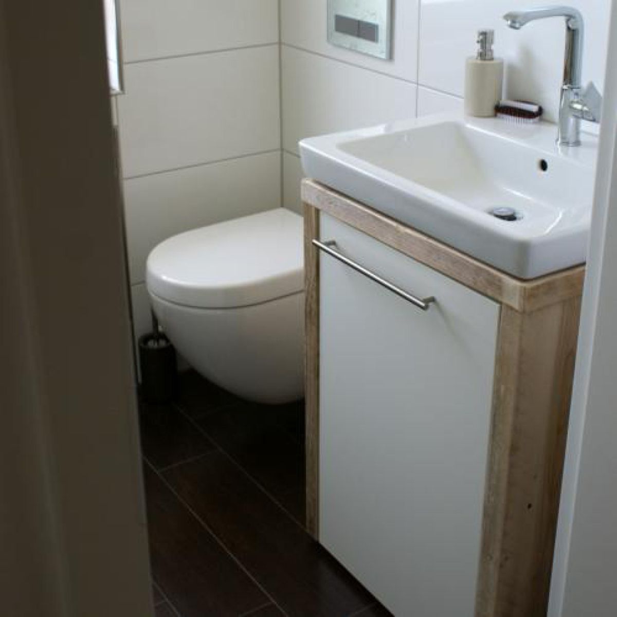 Bauholz Unterschrank, Schwenktür KS