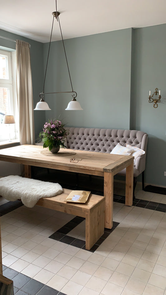 Bauholz Bank, Wangenform, lehnenlos