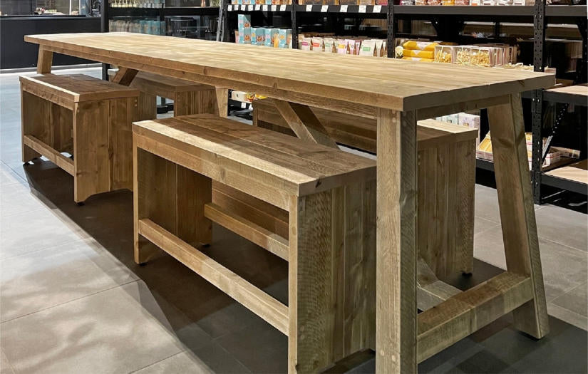 Bauholz Tafeltisch, klassisch